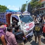 Kantor DPRD Kabupaten Pati Di Gruduk Ratusan Supir Dump Truk; Ada Apa??