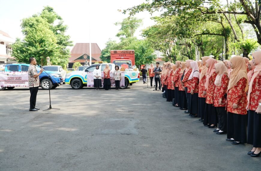 Sekda Apresiasi Aksi Kemanusiaan Dharma Wanita Persatuan Sekretaris Daerah