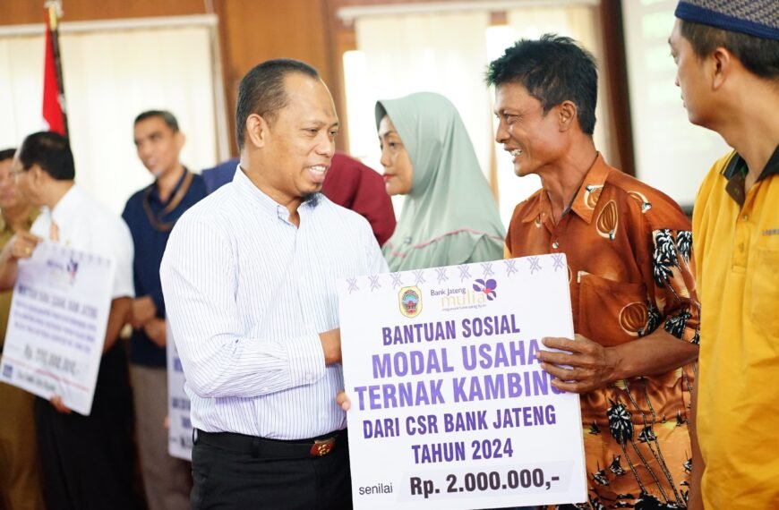 Sekda Pati Hadiri Evaluasi Upaya Penanggulangan Kemiskinan Ekstrem