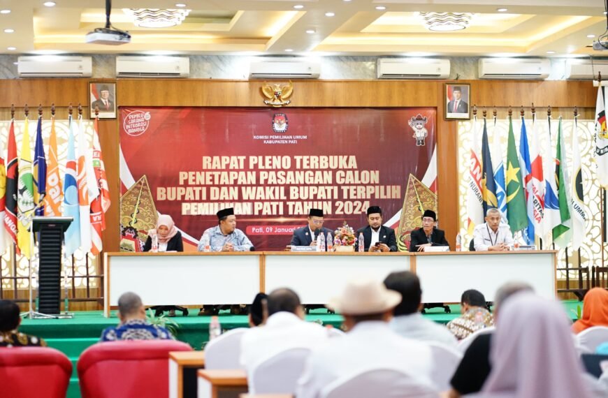 Pj Bupati Pati Hadiri Rapat Pleno Penetapan Pasangan Cabup-Cawabup Terpilih