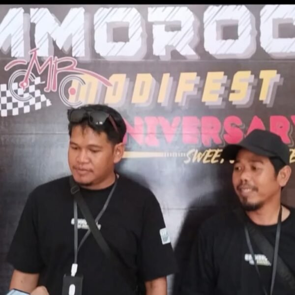 Kontes Sepeda Motor Anniversary Ke 17 Commoroci Kobar