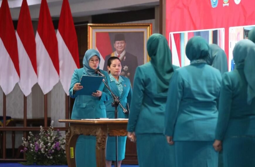 Wabup Pati Hadiri Pelantikan Ketua TP PKK dan Ketua Tim Pembina Posyandu se-Jawa Tengah