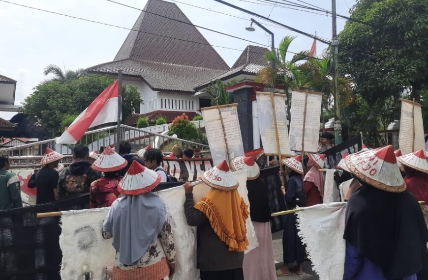 Petani Minta DPRD Pati Bantu Mengembalikan Tanah Leluhur