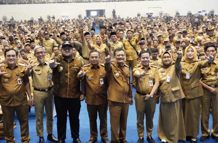 Bupati Dampingi Kades Se-Kabupaten Pati Ikuti Sekolah Antikorupsi