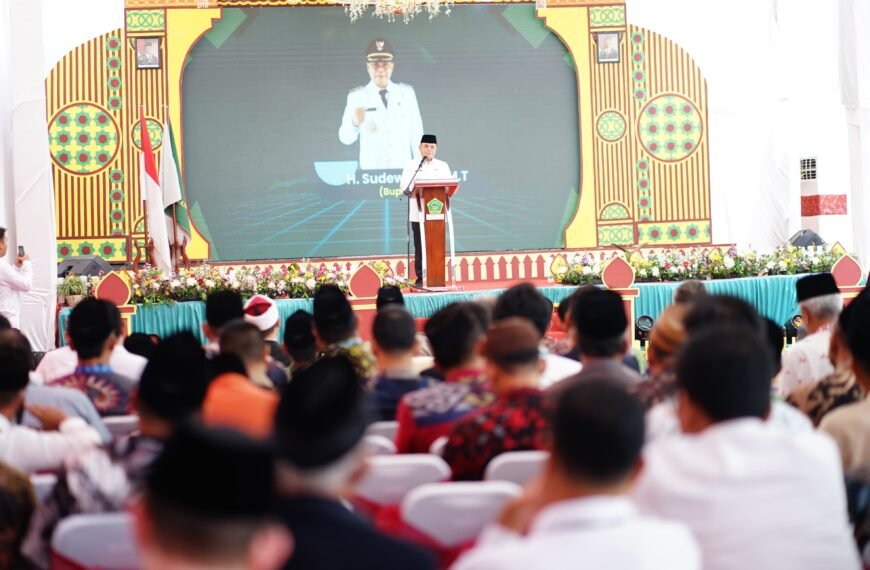 Hadiri HUT Pesantren Raudlatul Ulum, Bupati Singgung Peran Strategis Pesantren Sebagai Pilar Pendidikan Nasional
