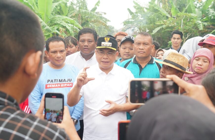 Jalan Rusak Puluhan Tahun di Wotan Kini Dibangun Mulus seperti Tol