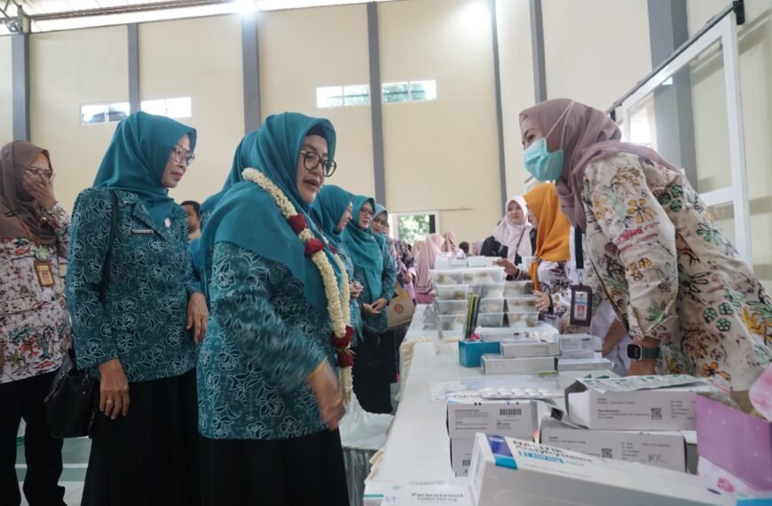 Ketua TP PKK Kabupaten Pati Atik Kusdarwati Sudewo menghadiri Monitoring dan sosialisasi gerakan PKK