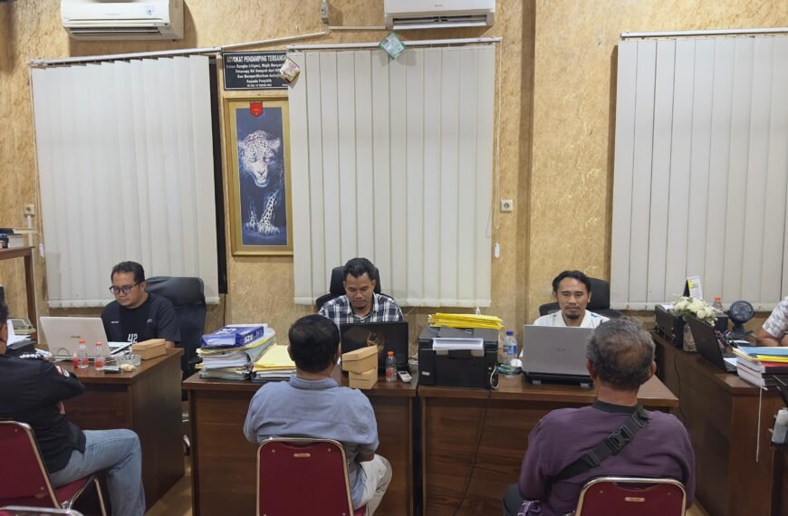 Polresta Pati Amankan Pria Bawa Sajam di Depan Posko AMPB