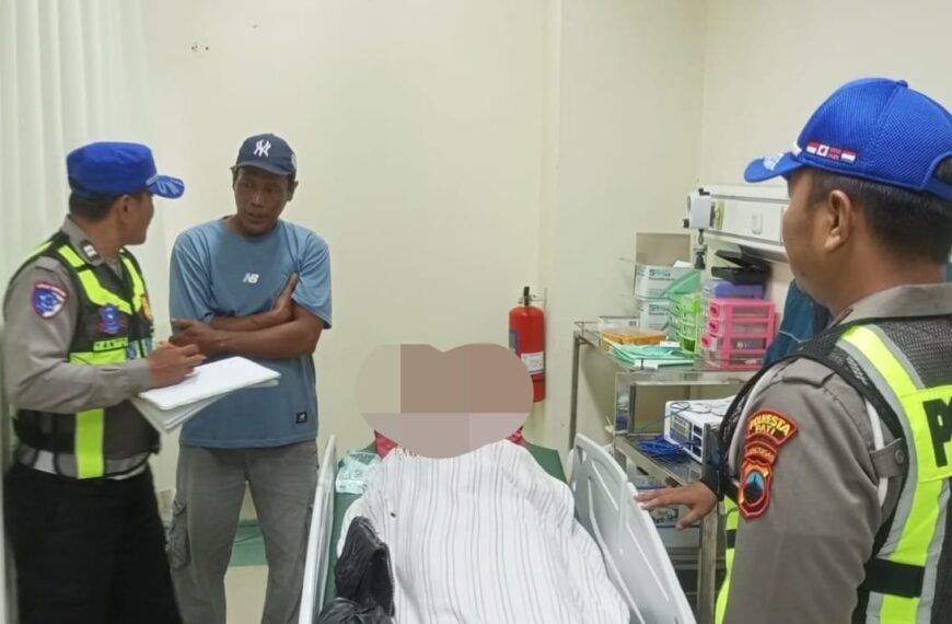 Satlantas Polresta Pati Tangani Laka Lantas Empat Kendaraan di Jalan Pati–Tayu