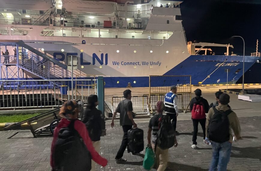 Tiga Kapal Disiagakan Angkut Penumpang Hingga Akhir Desember