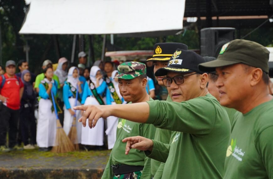 Plt. Bupati : Jumat Bersih, Langkah Nyata Pati Asri