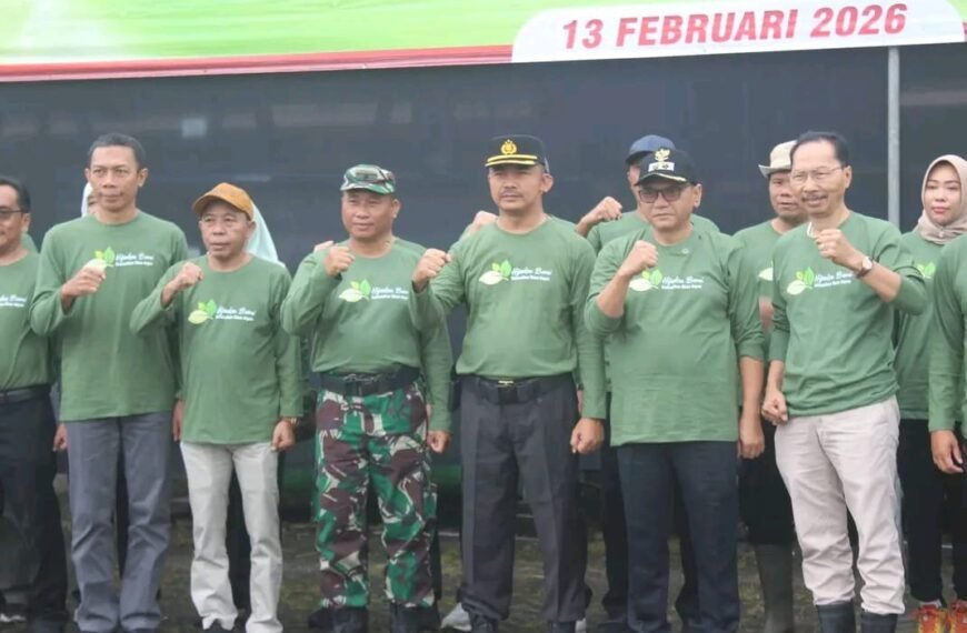 Waka II DPRD Pati Bambang Susilo Dukung Gerakan Jumat Bersih