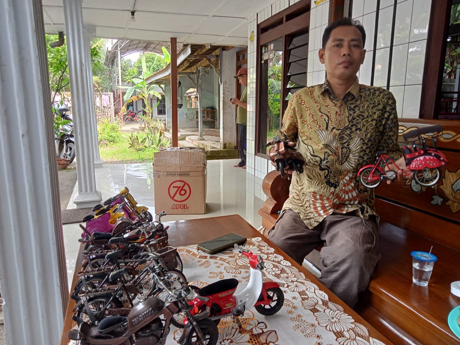 Miniatur Kendaraan Produksi Tehnik Logam Jaya Karanglegi Trangkil Tembus Pasar Belanda dan Italia