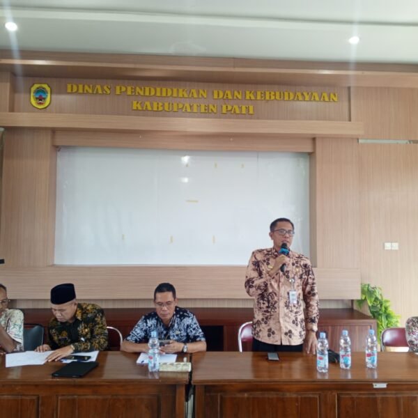 Forum Lembaga Swadaya Masyarakat dan Media Bersatu Mempertanyakan Pembangunan Sekolah di Pati TA 2025