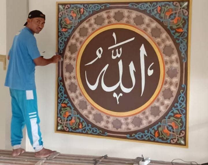 Perajin Kaligrafi di Pati Tekuni Usaha Lukis dari Rumah, Karyanya Tembus Luar Daerah