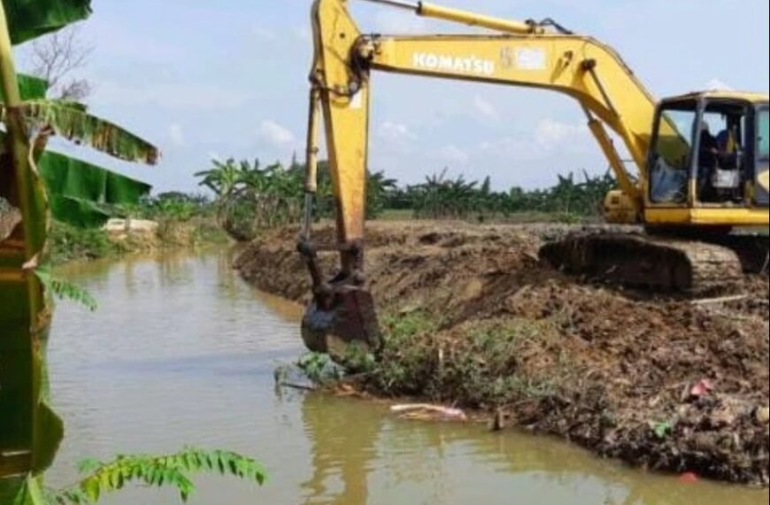 DPUTR Lakukan Normalisasi Sungai Karna Efektif Cegah Bencana Banjir