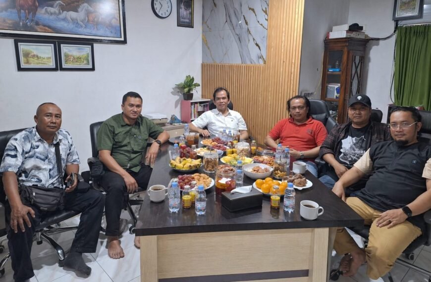 LSBH Teratai Pati Perkuat Literasi Hukum Wartawan melalui Diskusi Interaktif