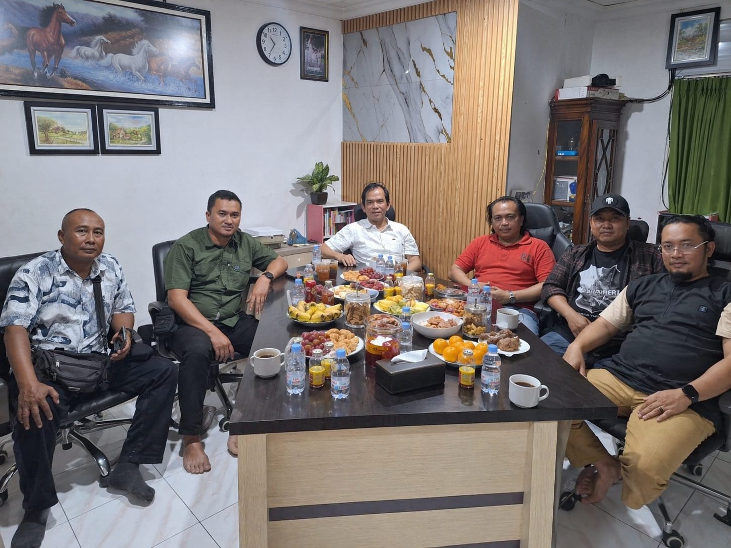 LSBH Teratai Pati Perkuat Literasi Hukum Wartawan melalui Diskusi Interaktif