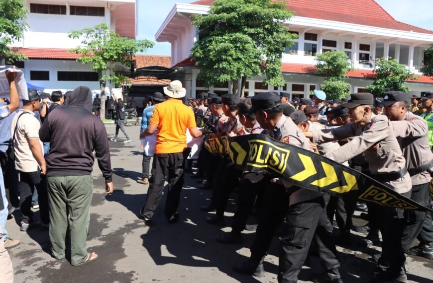 Polresta Pati Gelar Latihan Kesiapan Satuan untuk Antisipasi Gangguan Kamtibmas dan Situasi Kontigensi