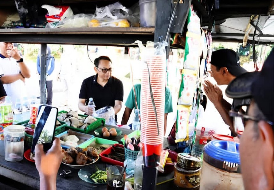 Car Free Day di Alun-Alun Kembang Joyo Membuat PKL Tersenyum Kembali
