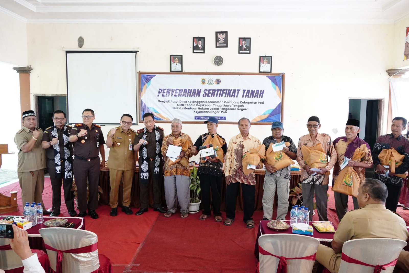 Sertifikat Aset Desa Ketanggan Diserahkan, Perkuat Kepastian Hukum