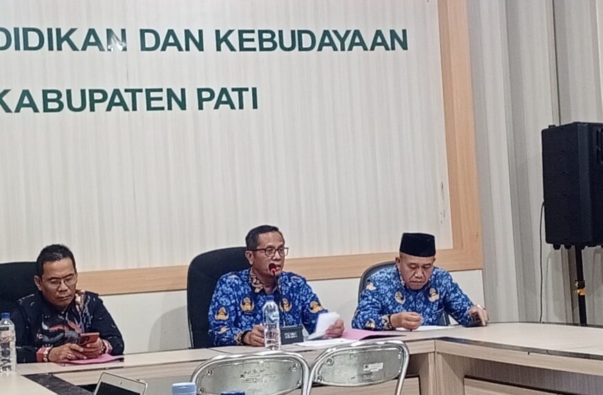 Forum LSM Bersatu Gelar Audiensi Dengan Disdik Pati, Soroti Seragam Sekolah, SPMB hingga Pengukuhan 242 Kepala Sekolah