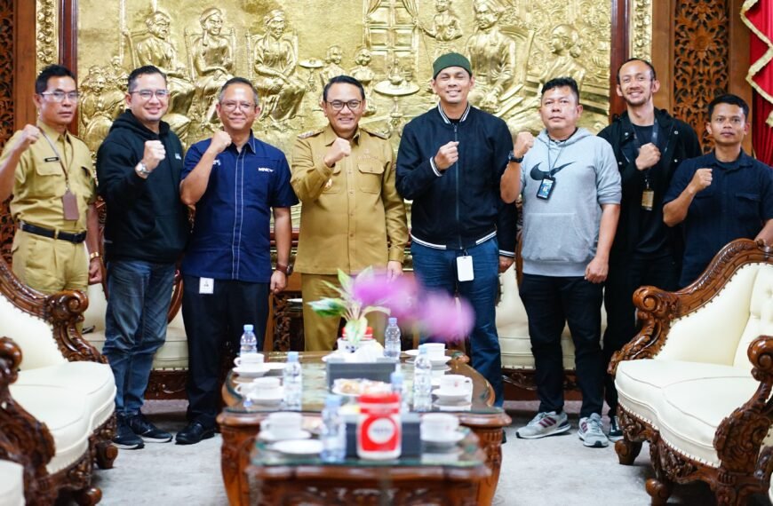 Pawai Artis Meriahkan Hari Jadi Pati