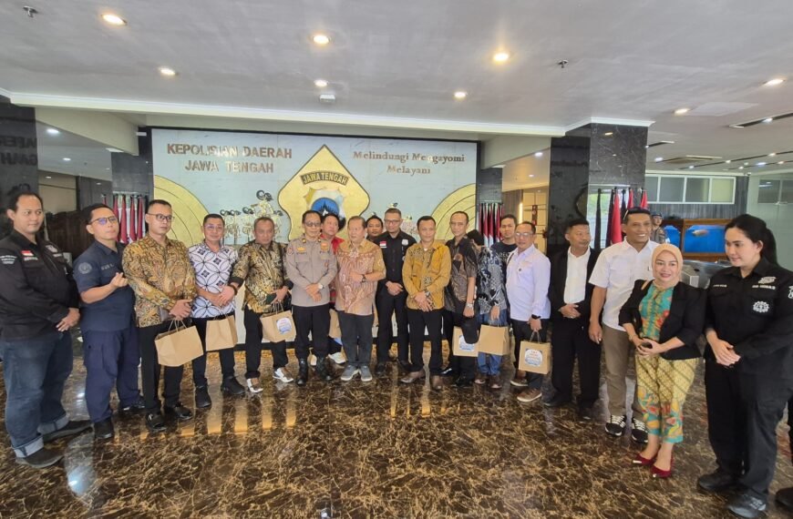 Audiensi Pengurus SMSI Dengan Kabibhumas, Kombes YuliantoPolda Jateng Siap Bermitra dan Dukung Program SMSI