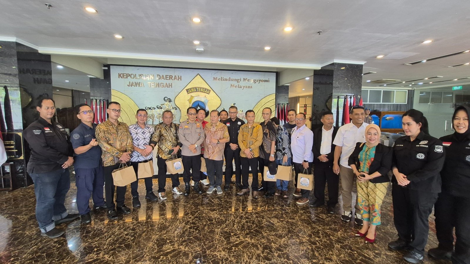 Audiensi Pengurus SMSI Dengan Kabibhumas, Kombes YuliantoPolda Jateng Siap Bermitra dan Dukung Program SMSI